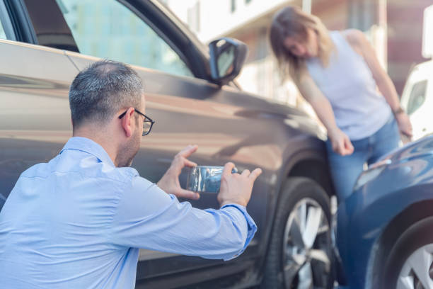 Professional Auto Insurance technician working in La Marque, TX